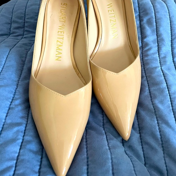 Stuart Weitzman Shoes - Nude Pumps Size 6 and 1/2